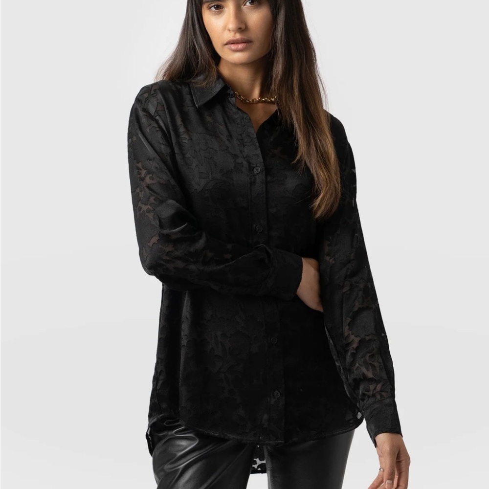 Saint + Sofia Headliner Shirt